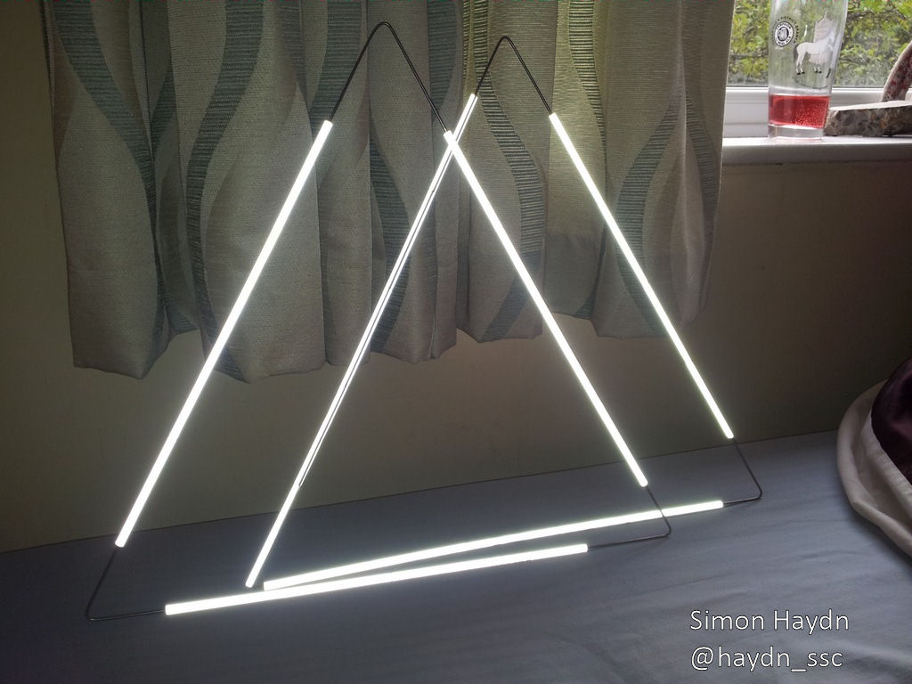 Triangle Light 2b.jpg