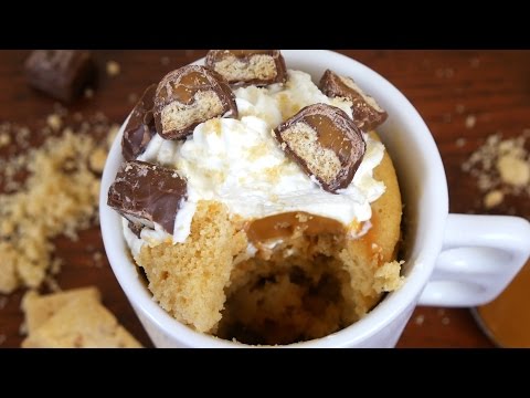 Twix (Caramel Millionaire Shortbread) Microwave Mug Cake - Treat Factory