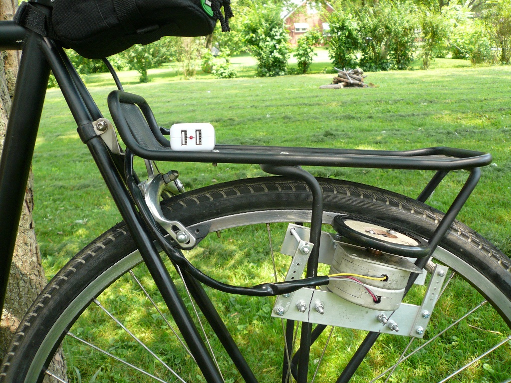 USB Bike Generator 059 small.jpg