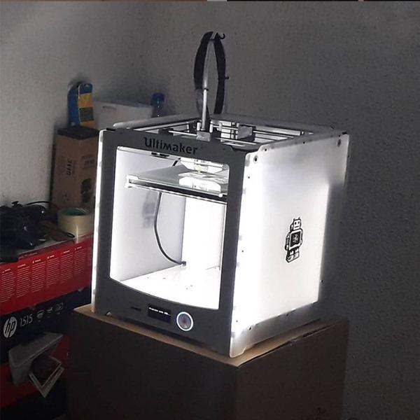 Ultimaker 3D Printer.jpg