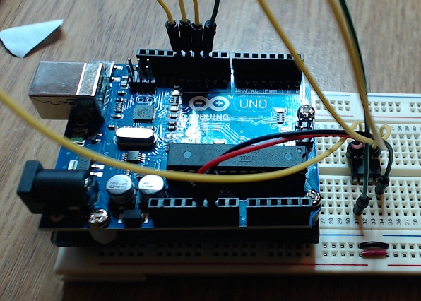 Uno - Attiny85 - Breadboard 01.jpg