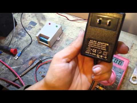 Using solar charge controller with wall power