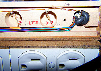 W-tree Dec07 (4) 8 outlet control box.JPG