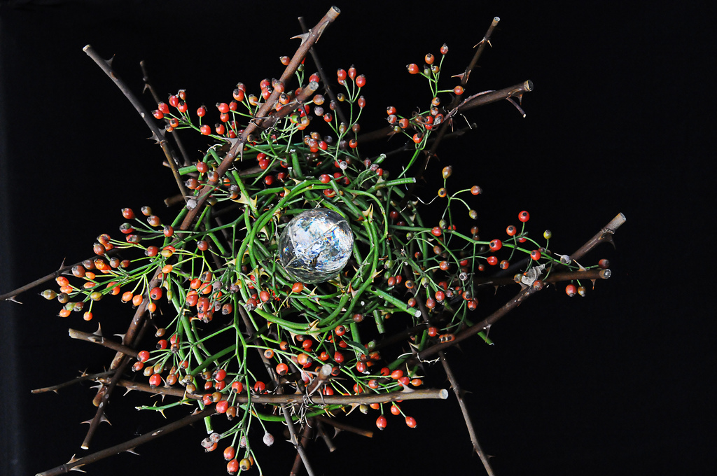 Wasp and Grass Resin Egg.jpg