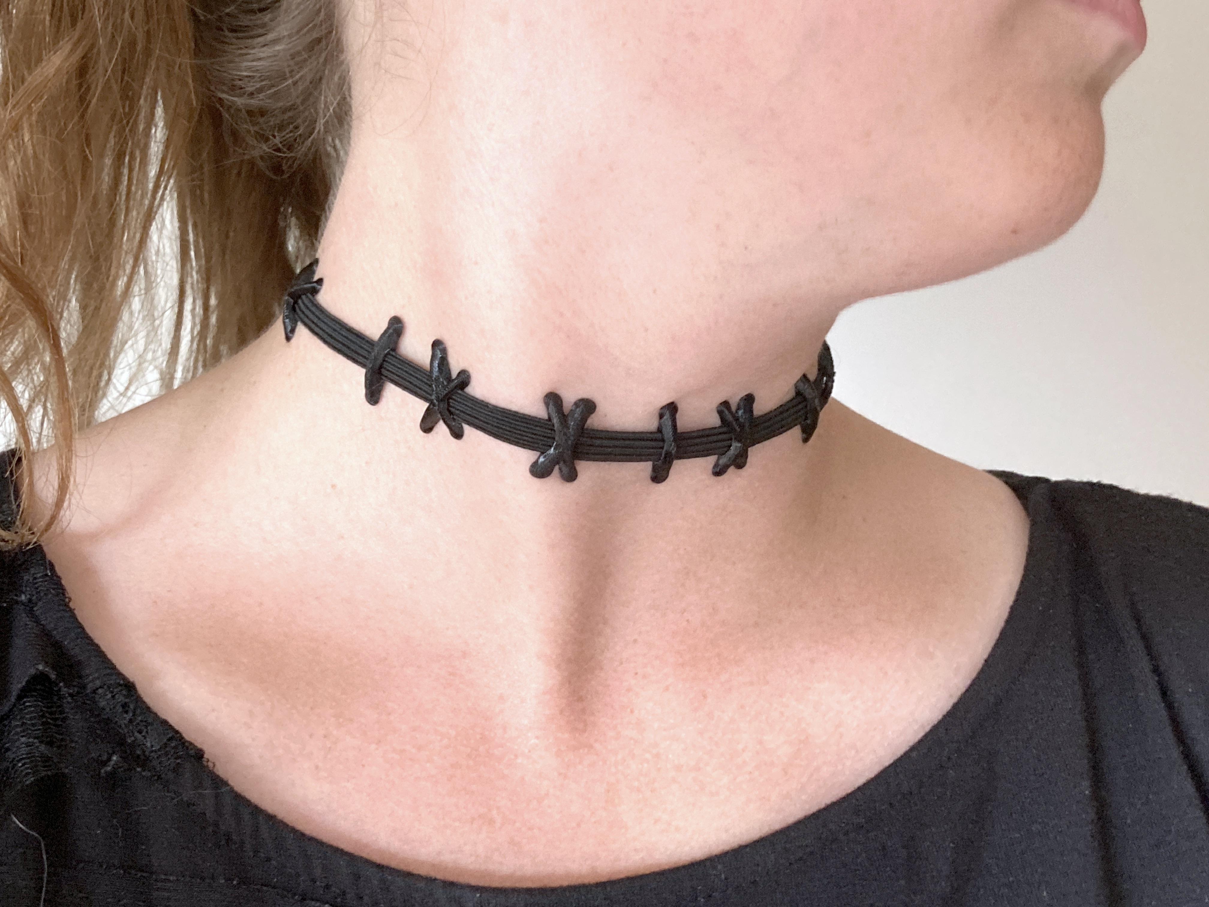 Wearing elastic stretchy stitched neck choker.JPG