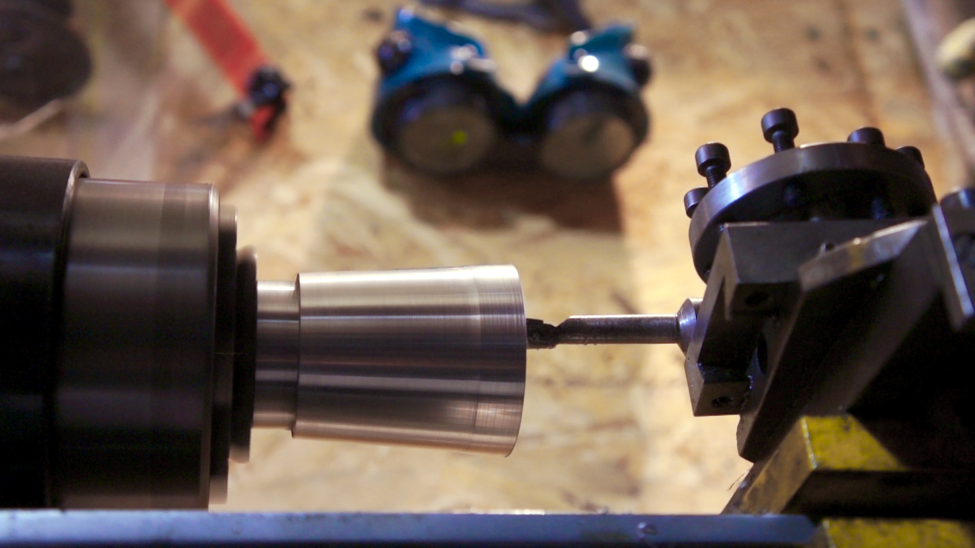 What is and how to use a lathe 14.jpg