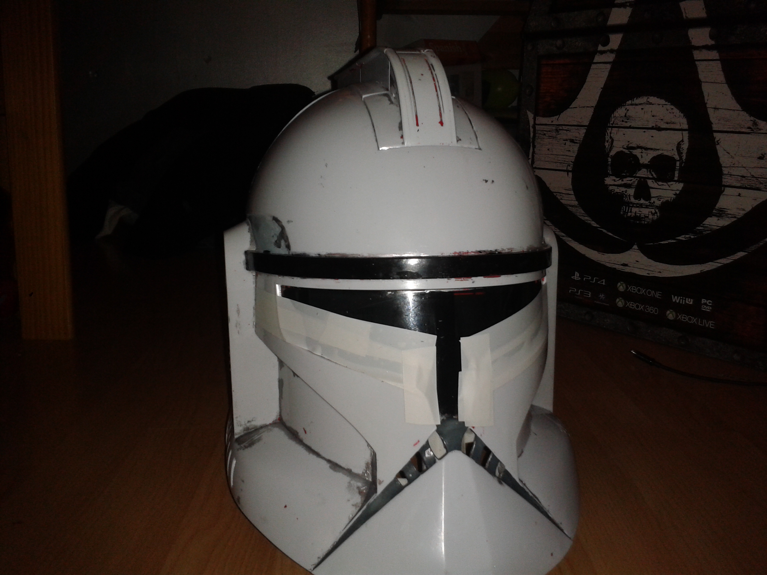 White Clone Helmet 1.jpg