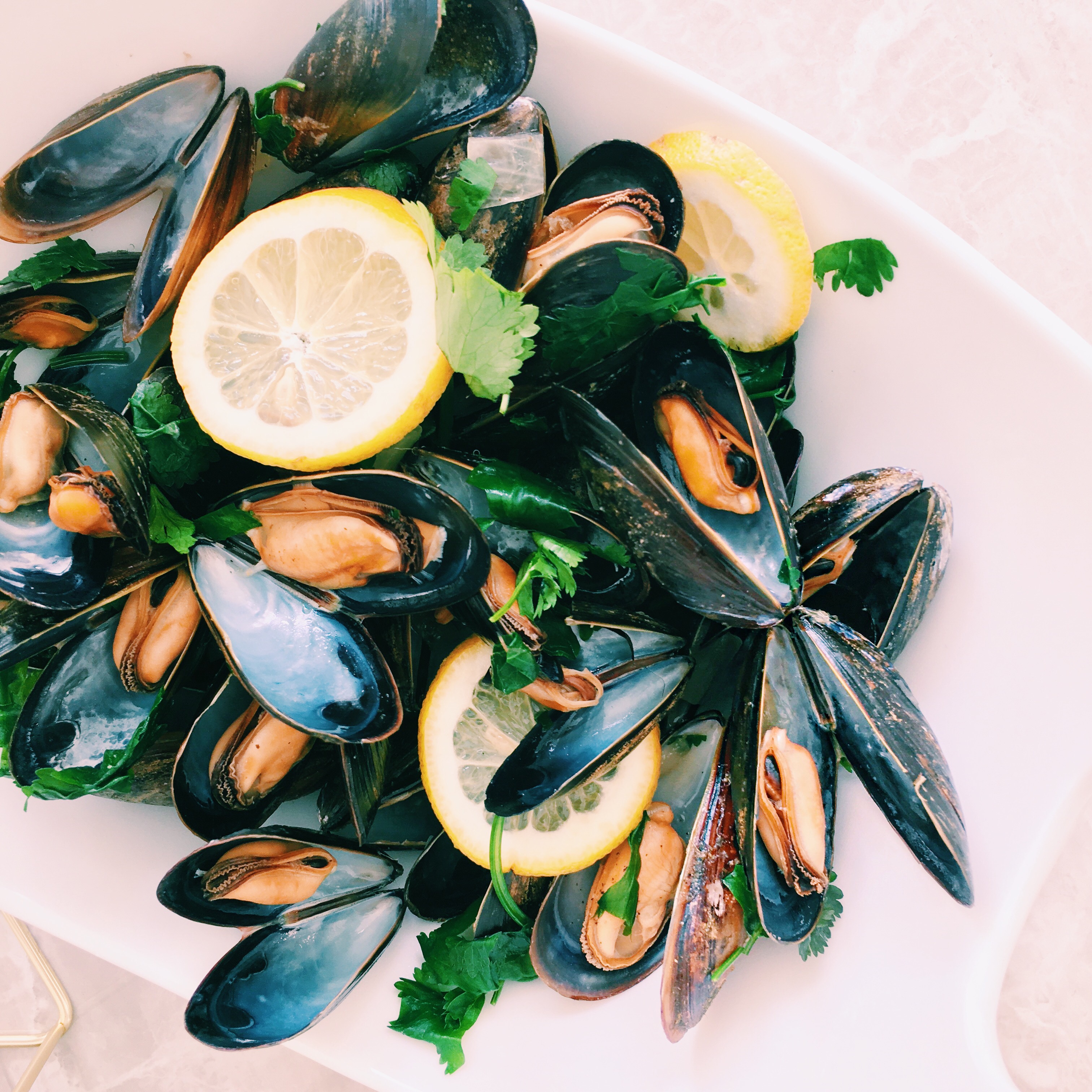 White Wine Mussels.(1).JPG