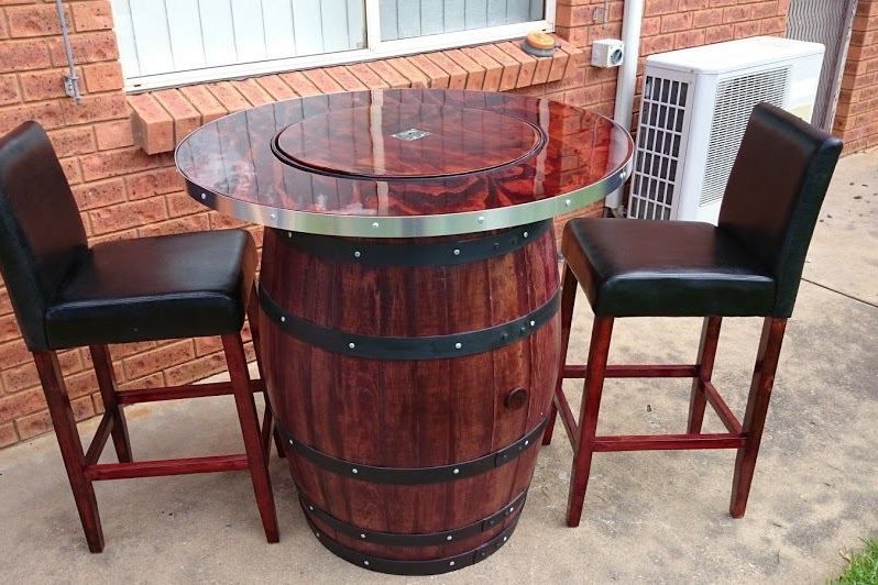 Wine barrel Table (2).jpg