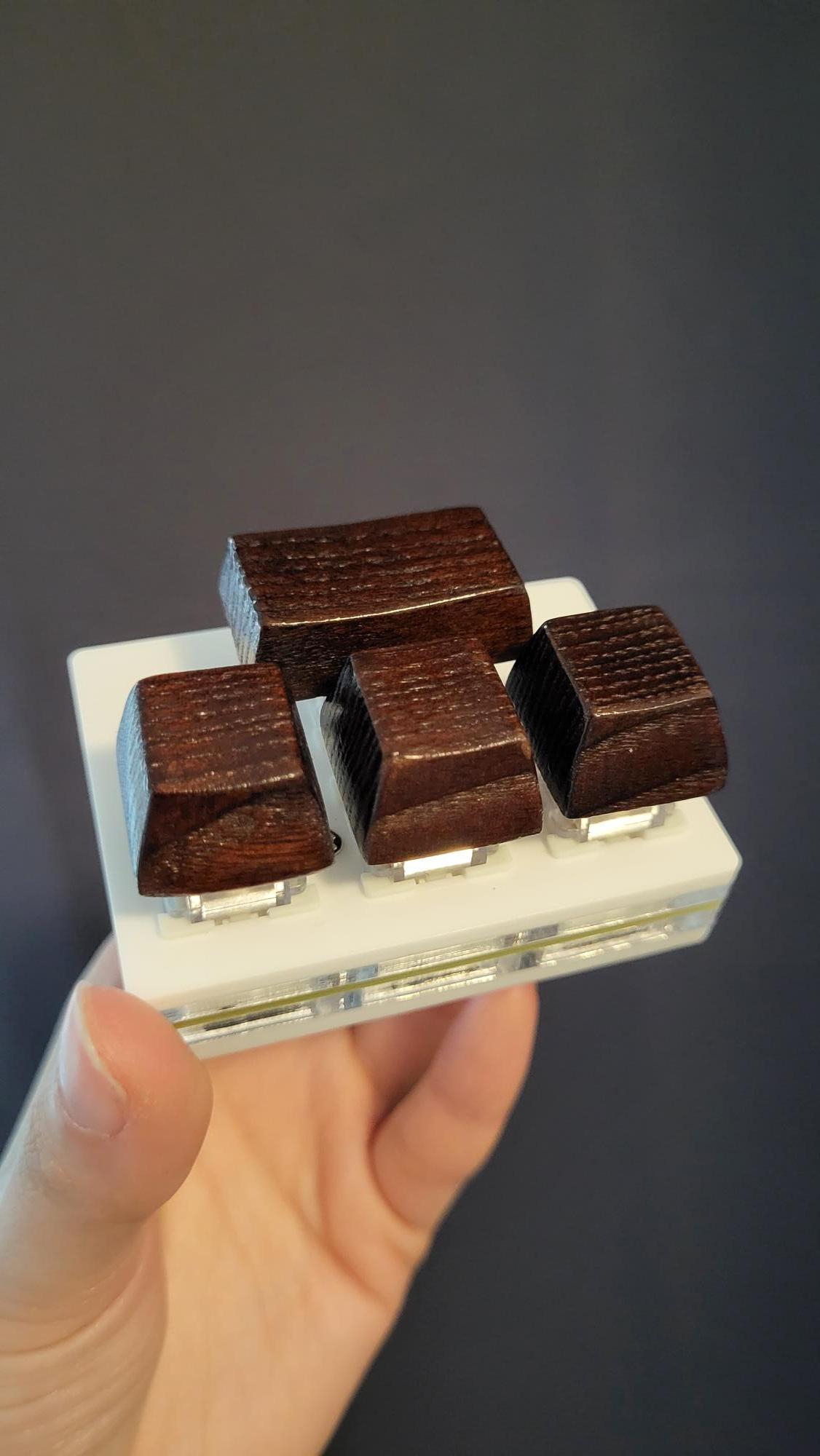 WoodenKeycap_1.jpg