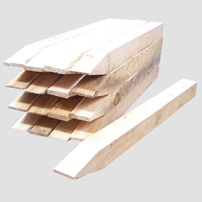 Wooden_0020_Stakes.jpg