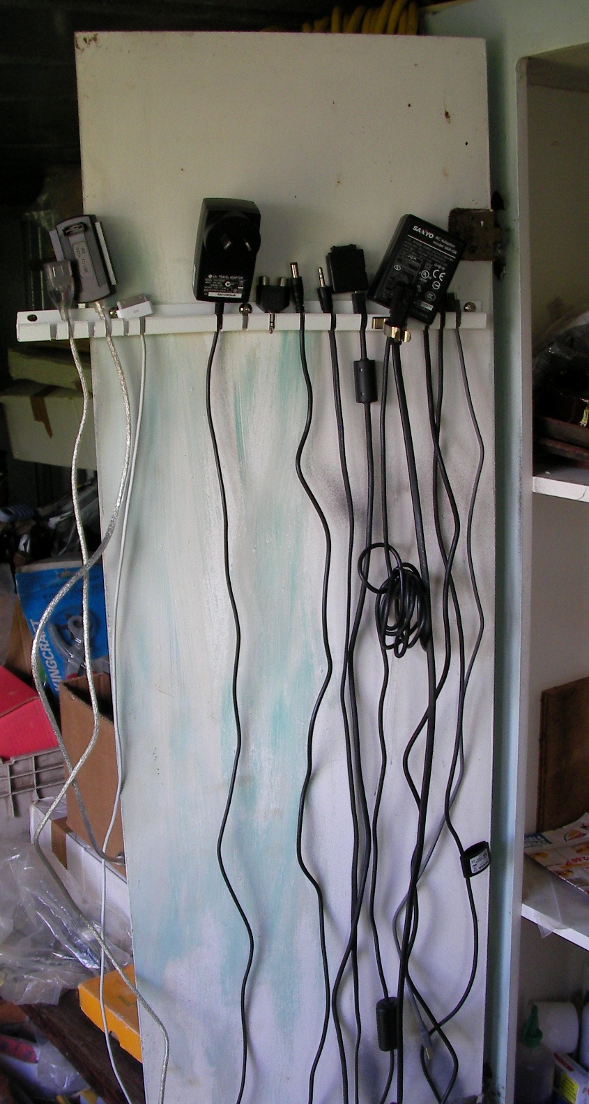 X cable storageholder with cables  too much cut offcrp.JPG