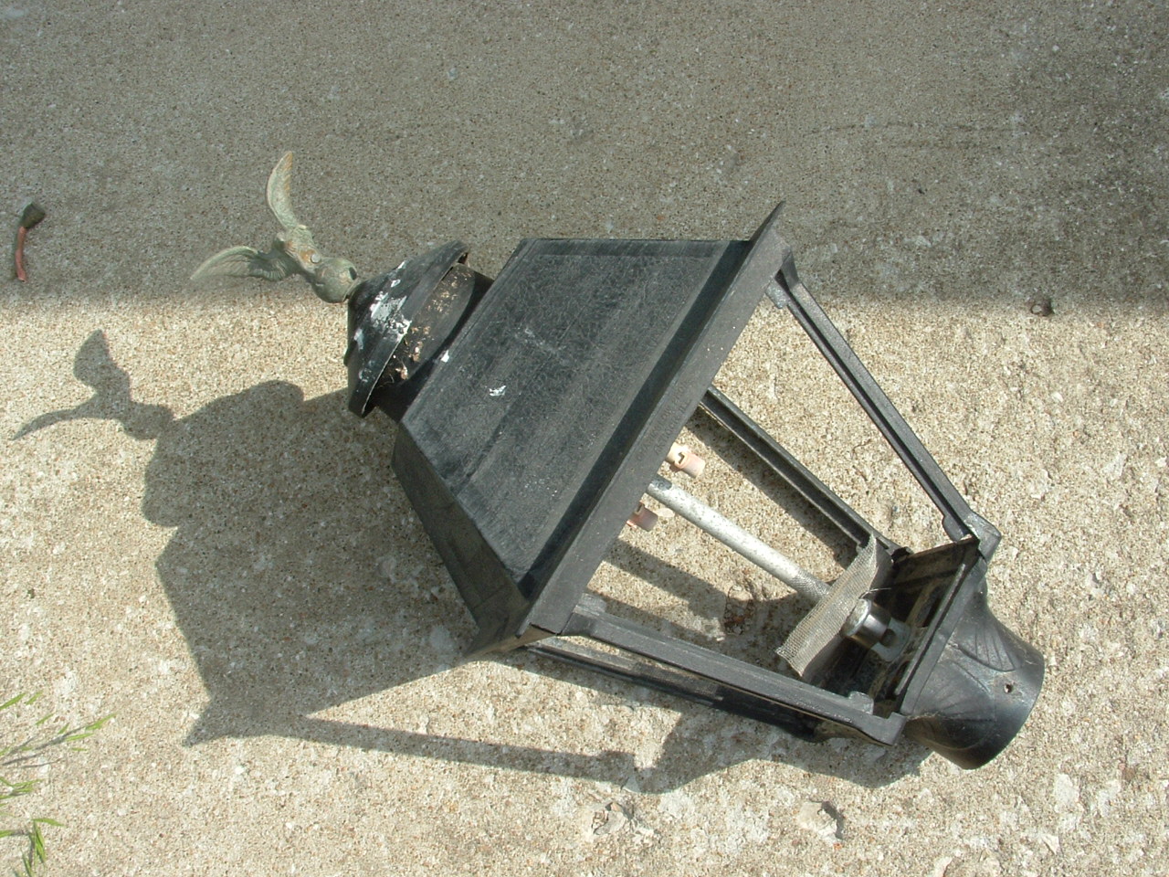 Yard Light 005.jpg