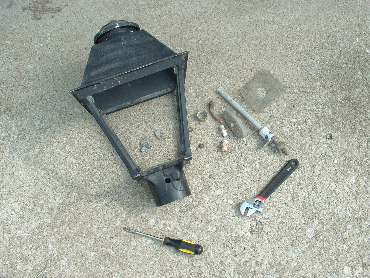 Yard Light 006.jpg