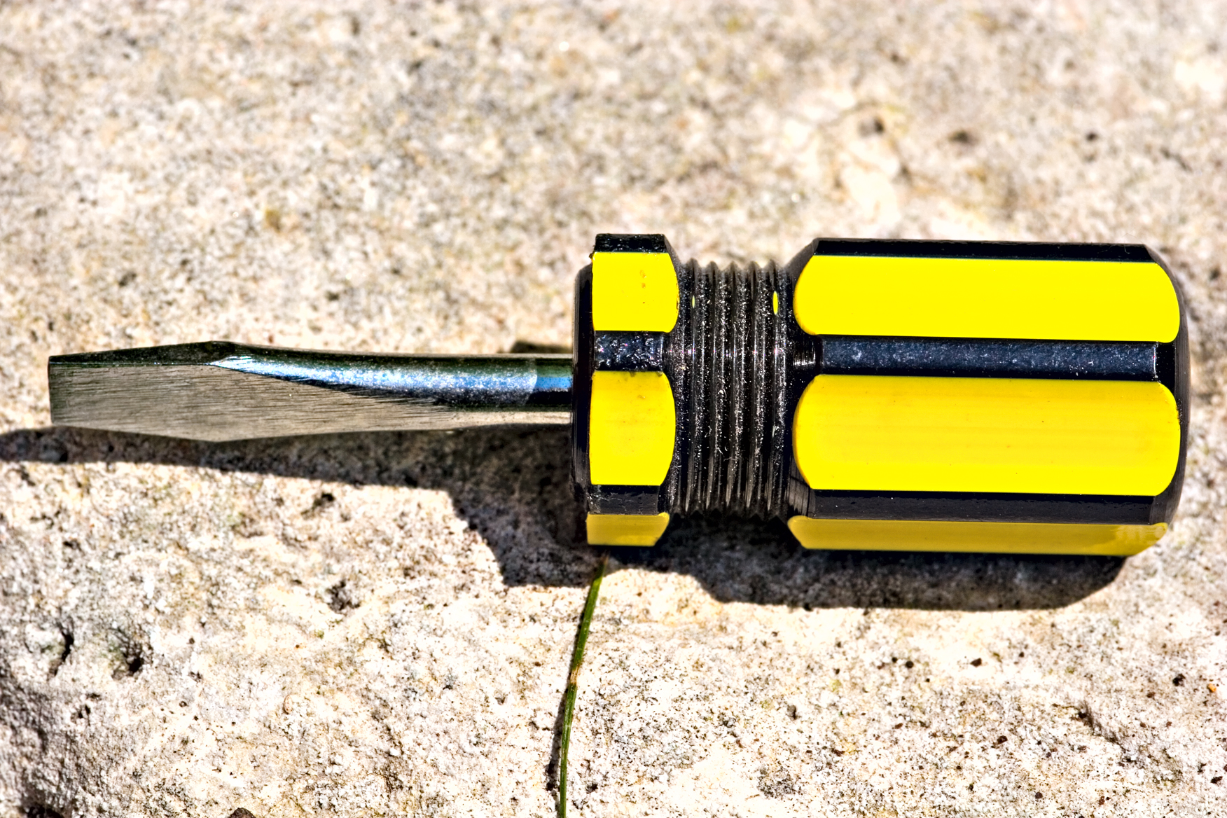 Yellow_screwdriver.jpg