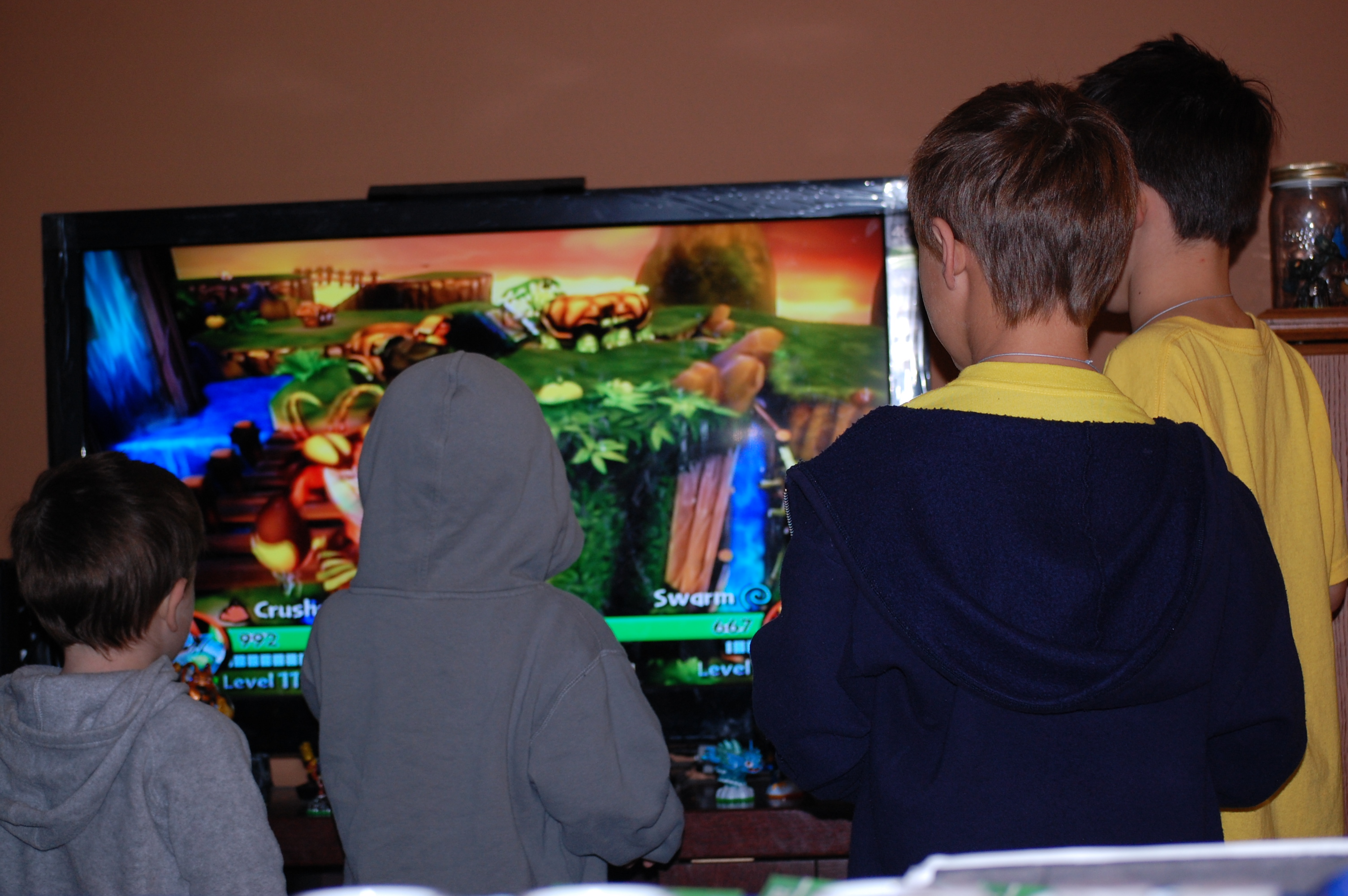 Zander's Skylander Birthday Party 2013 017.JPG