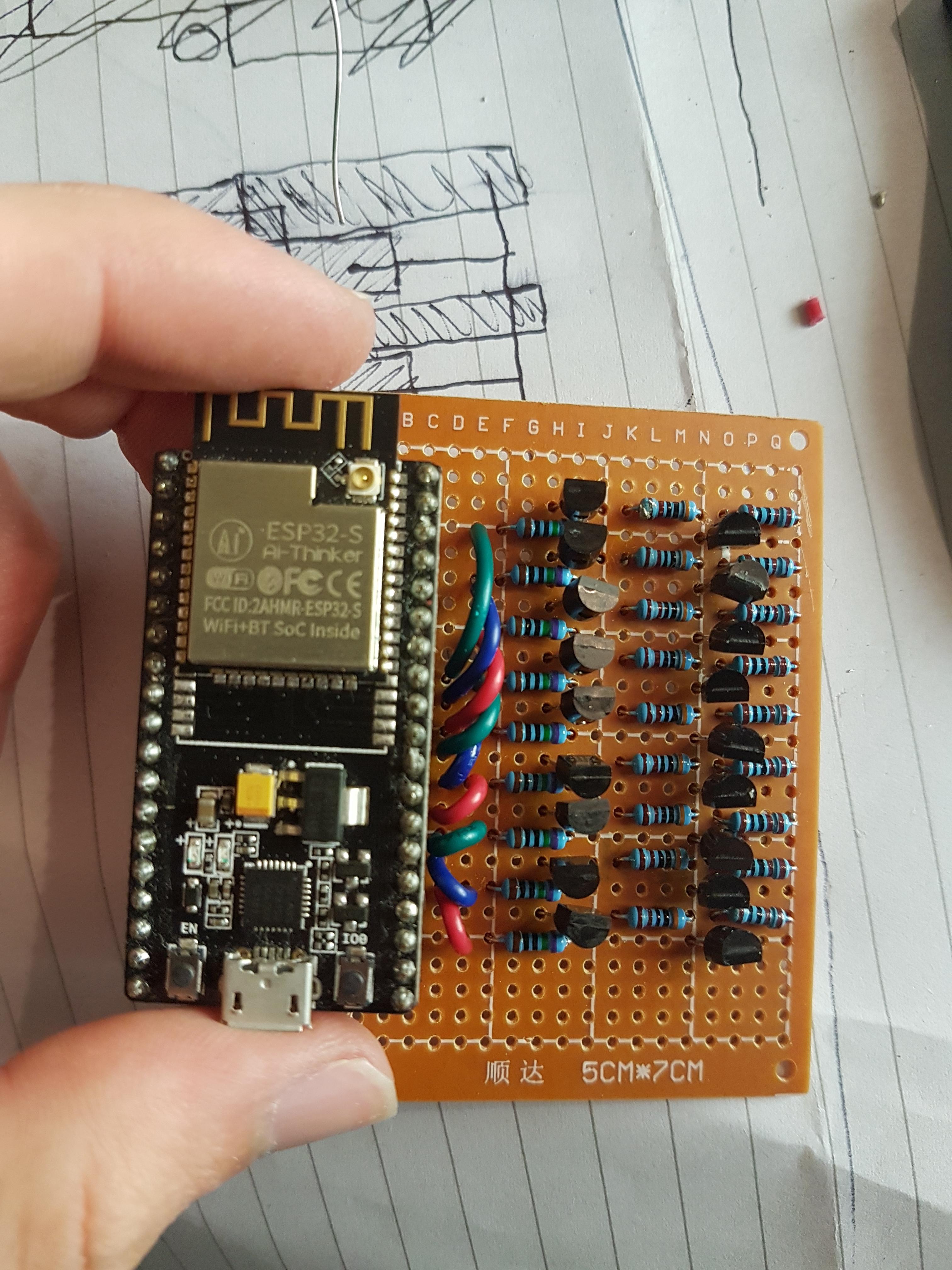 adapter_circuit_connected_to_esp32.jpg