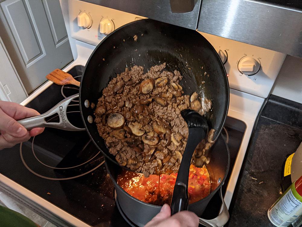 add-mushrooms-and-hamburger-mix.jpg