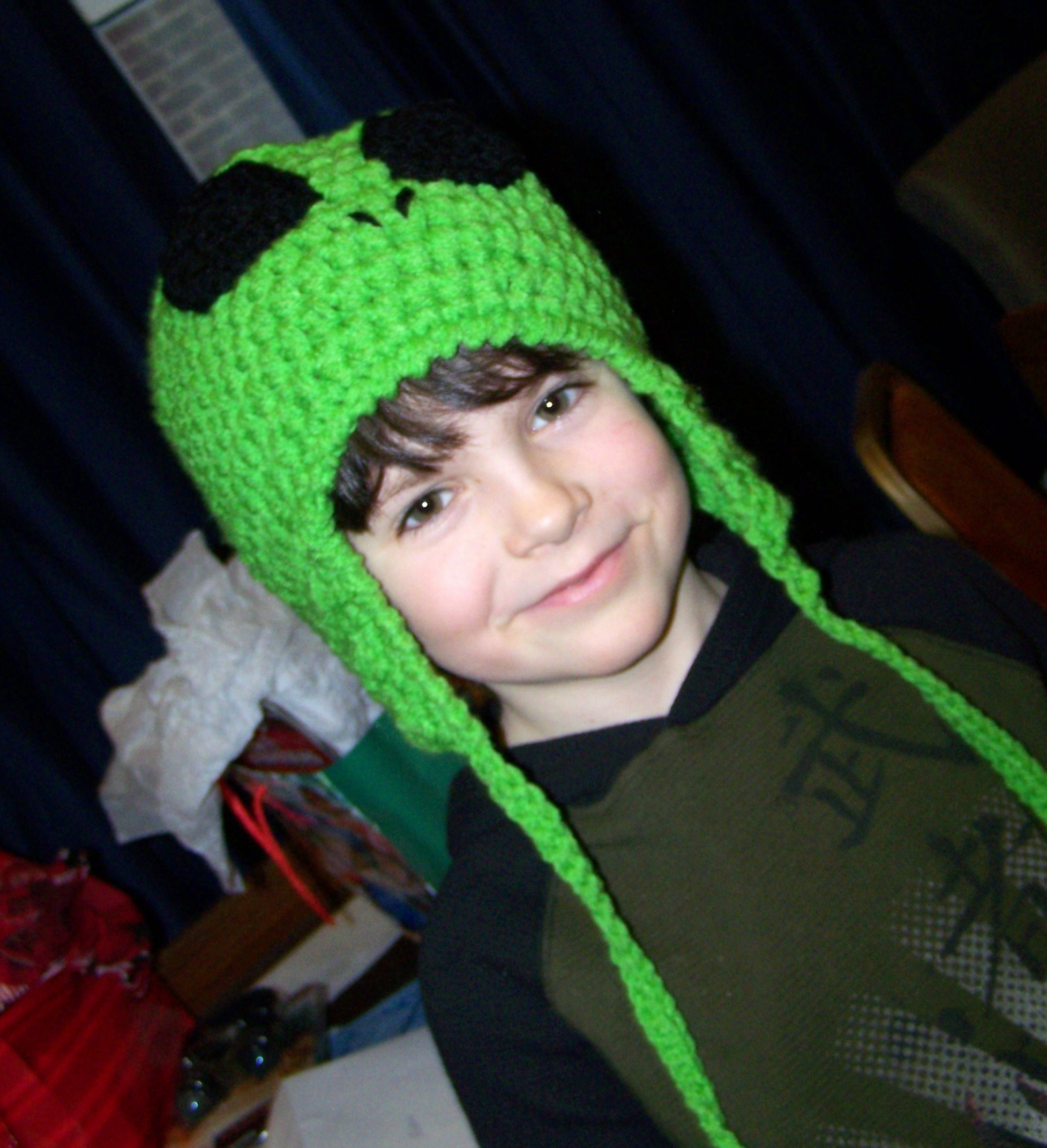 alien hat.JPG