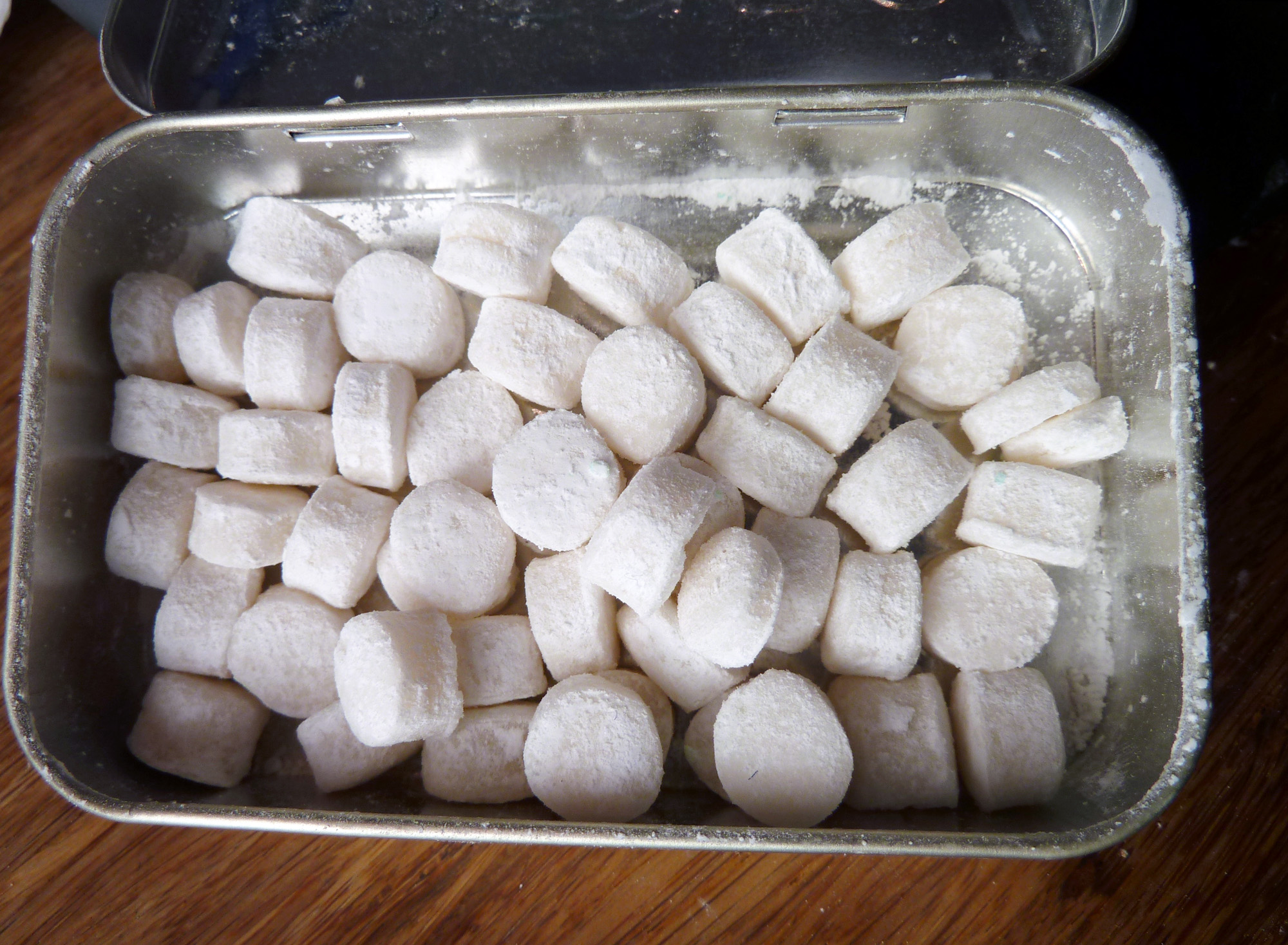 altoids1.jpg