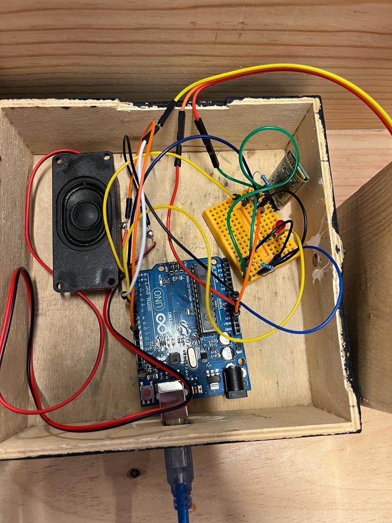 arduino circuit irl.jpg