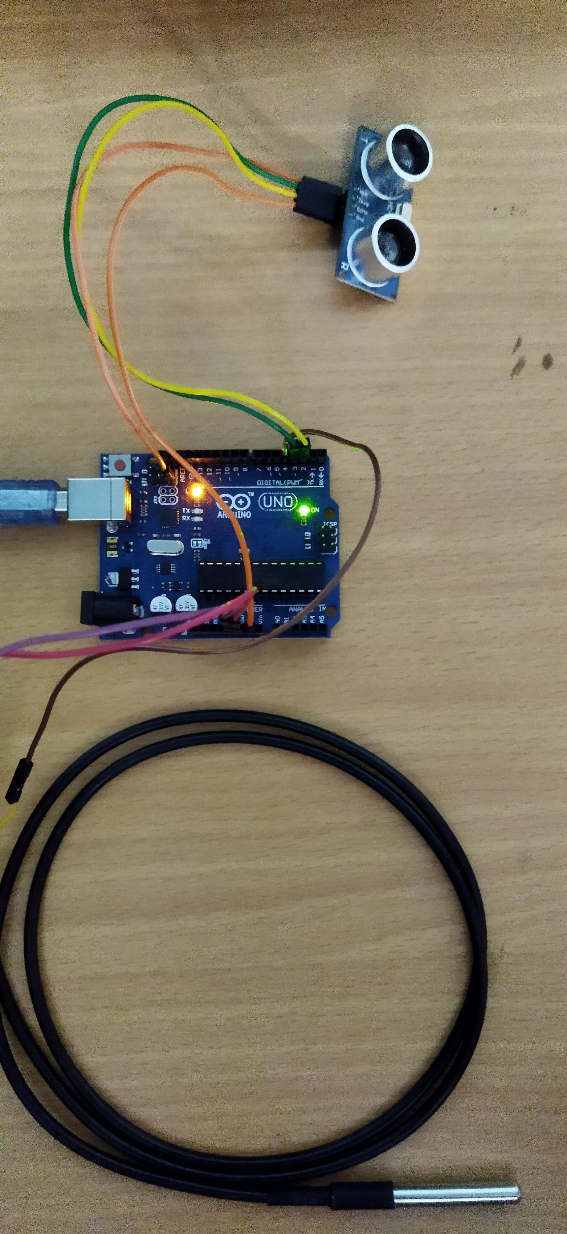 arduino with ultrasonic sensor temperature sensor.jpg