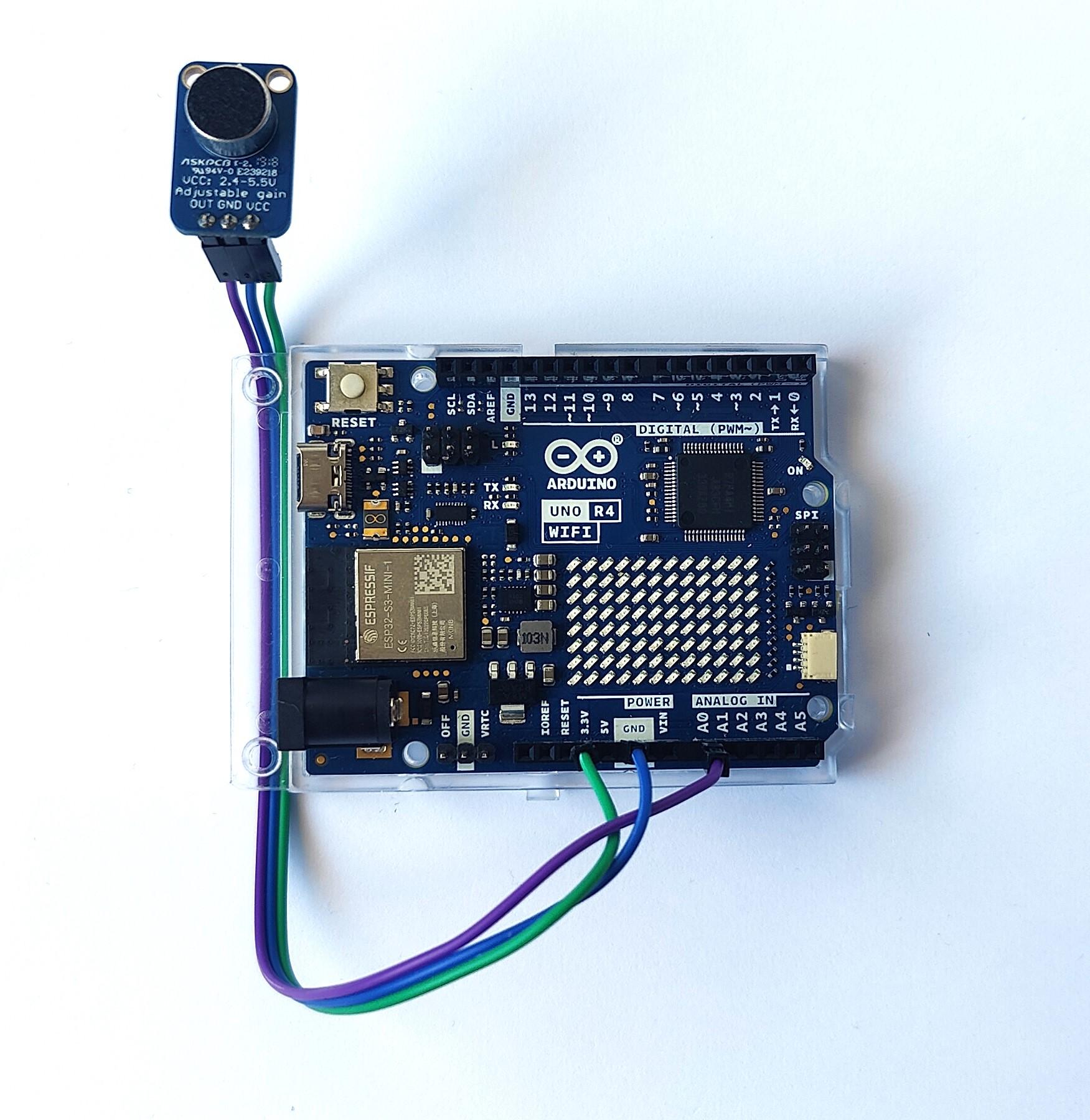 arduino-r4-wifi-and-max4466.jpg