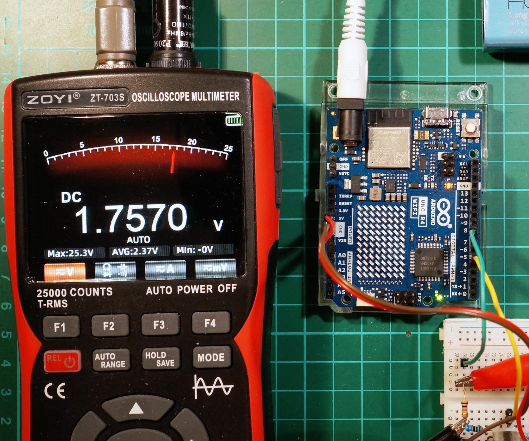 arduino-r4-wifi-gpio-intpullup-vs-10k-1.JPG