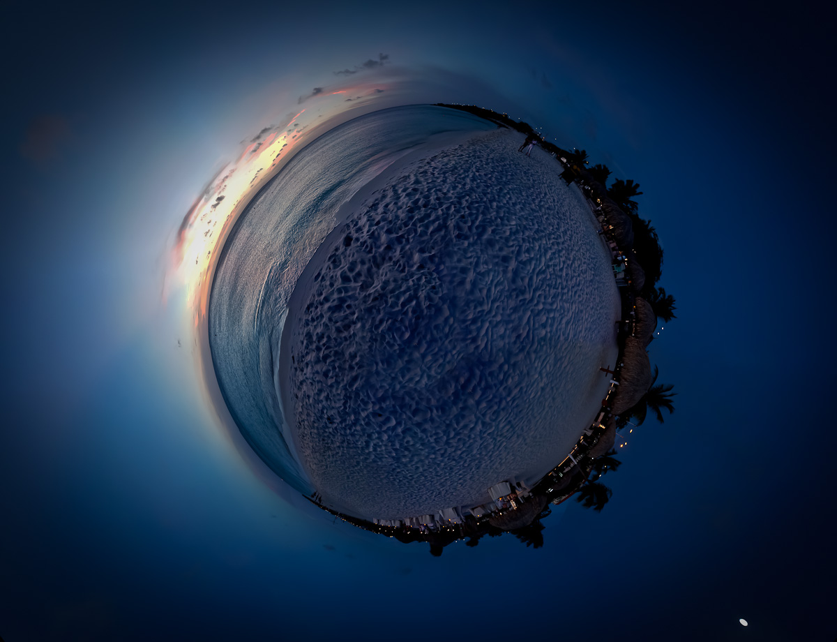 aruba beach panorama planet.jpg