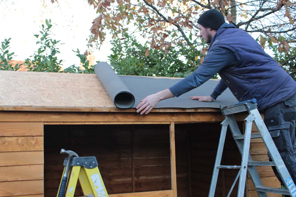 assembling_the_shed_step_6.jpg