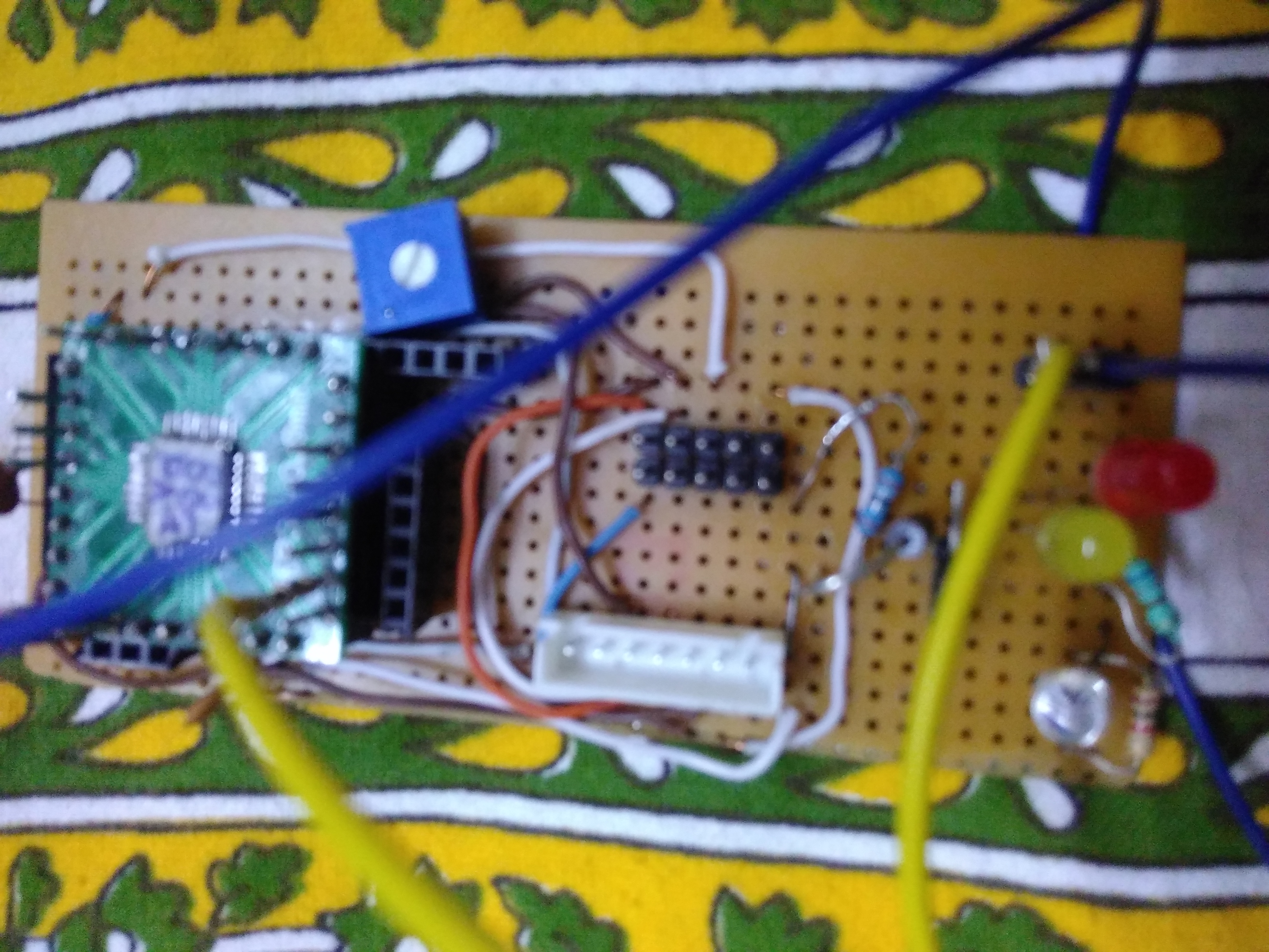 atmega88A-qfp3.jpg