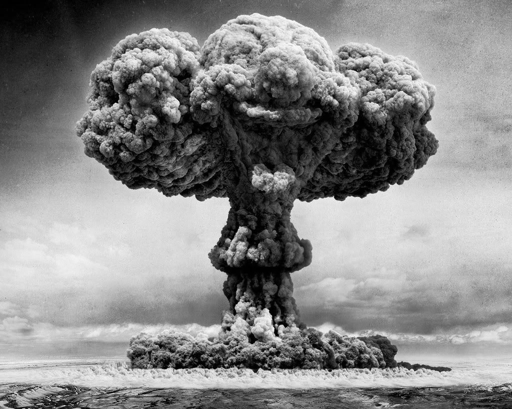 atomic-bomb-black-white.jpg