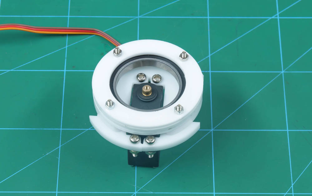 attach base servo motor plate to thetop outer bearing disc2`.jpg