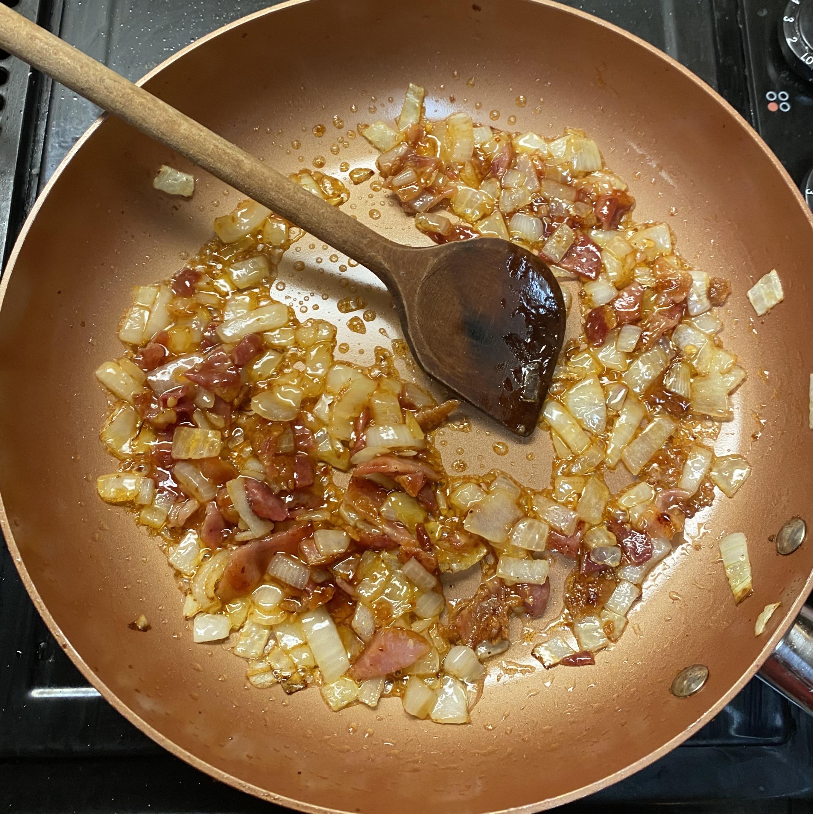 bacon jam in skillet.jpg