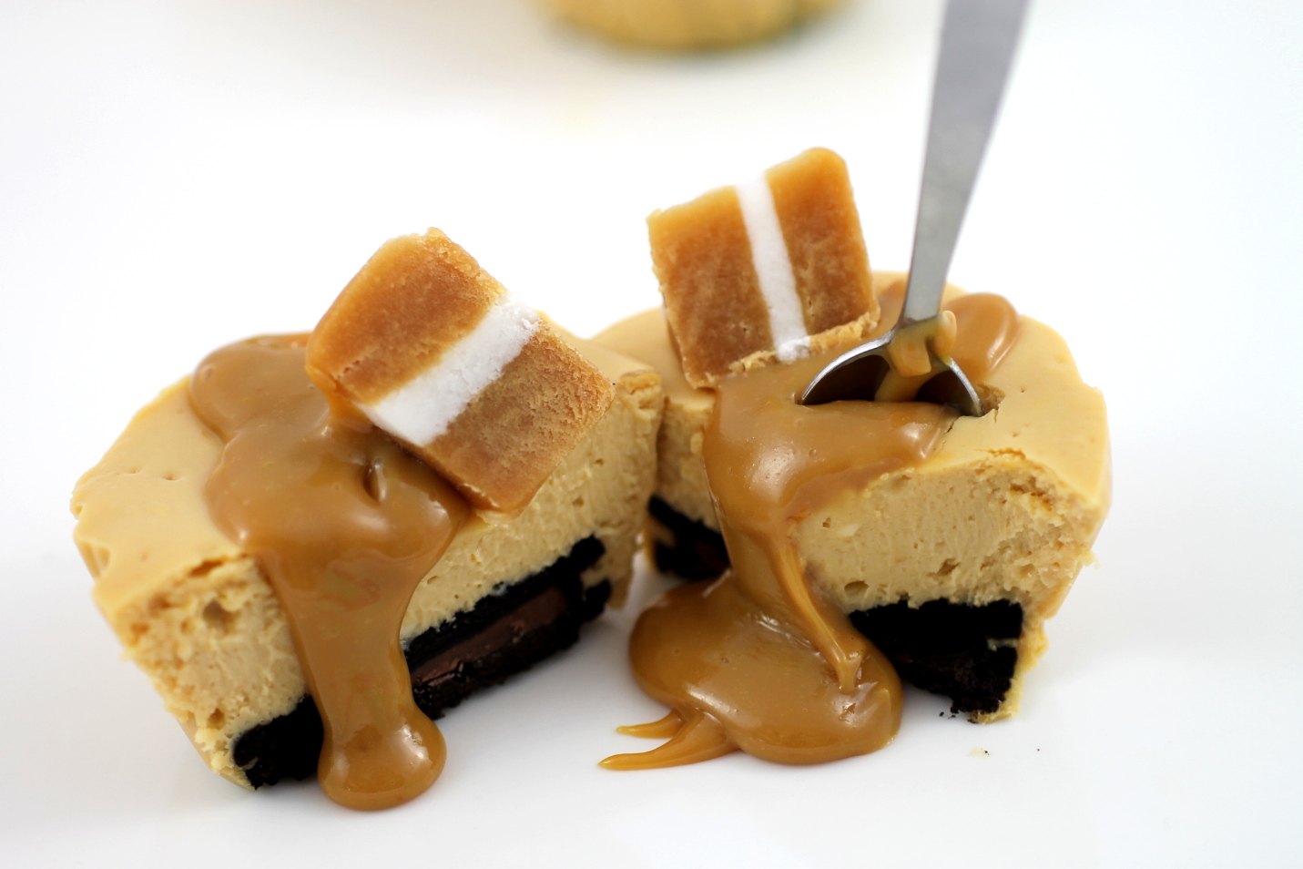 baked caramel cheesecake bubble and sweet dulce de leche.jpg