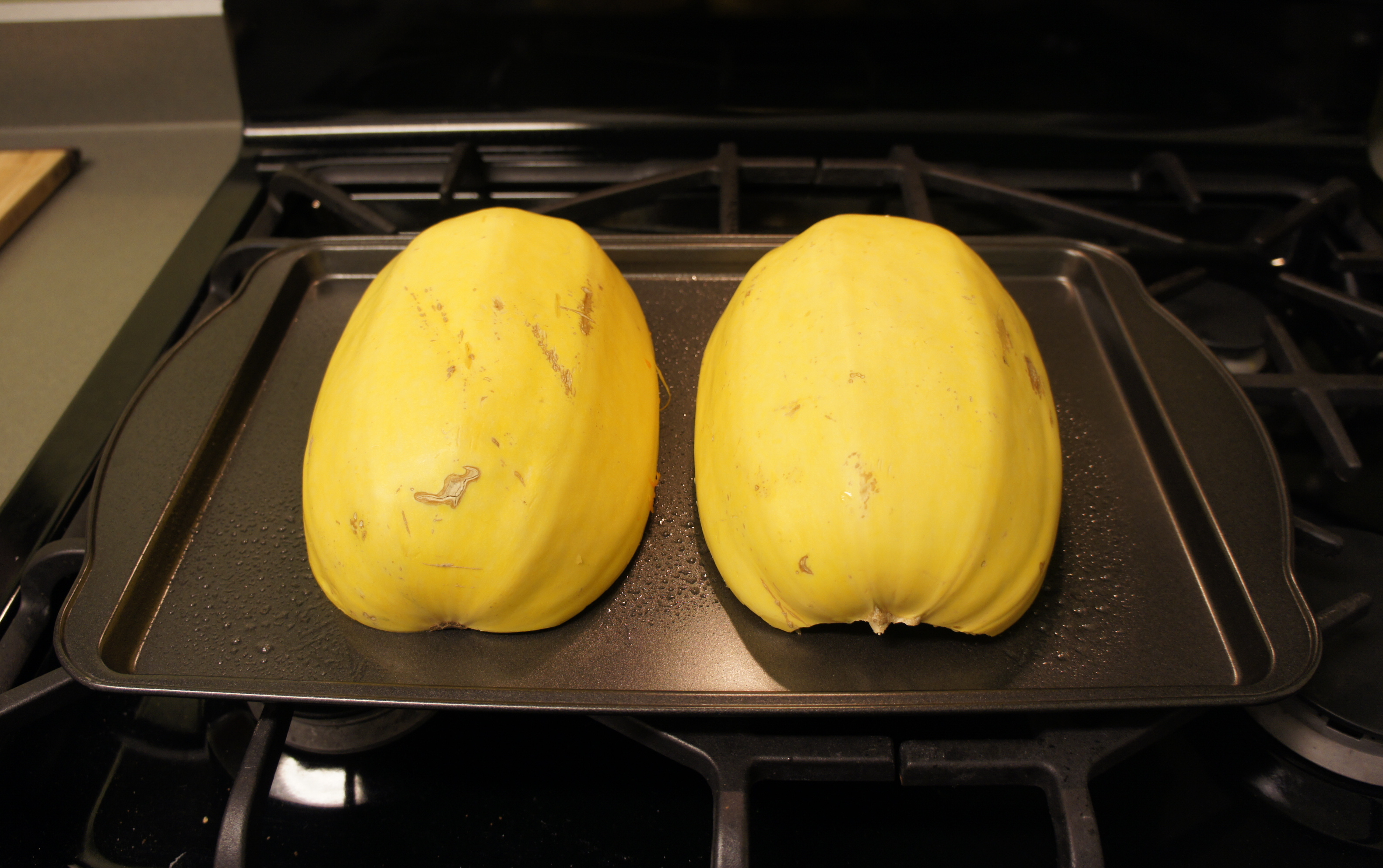 baking_spaghetti_squash.jpg