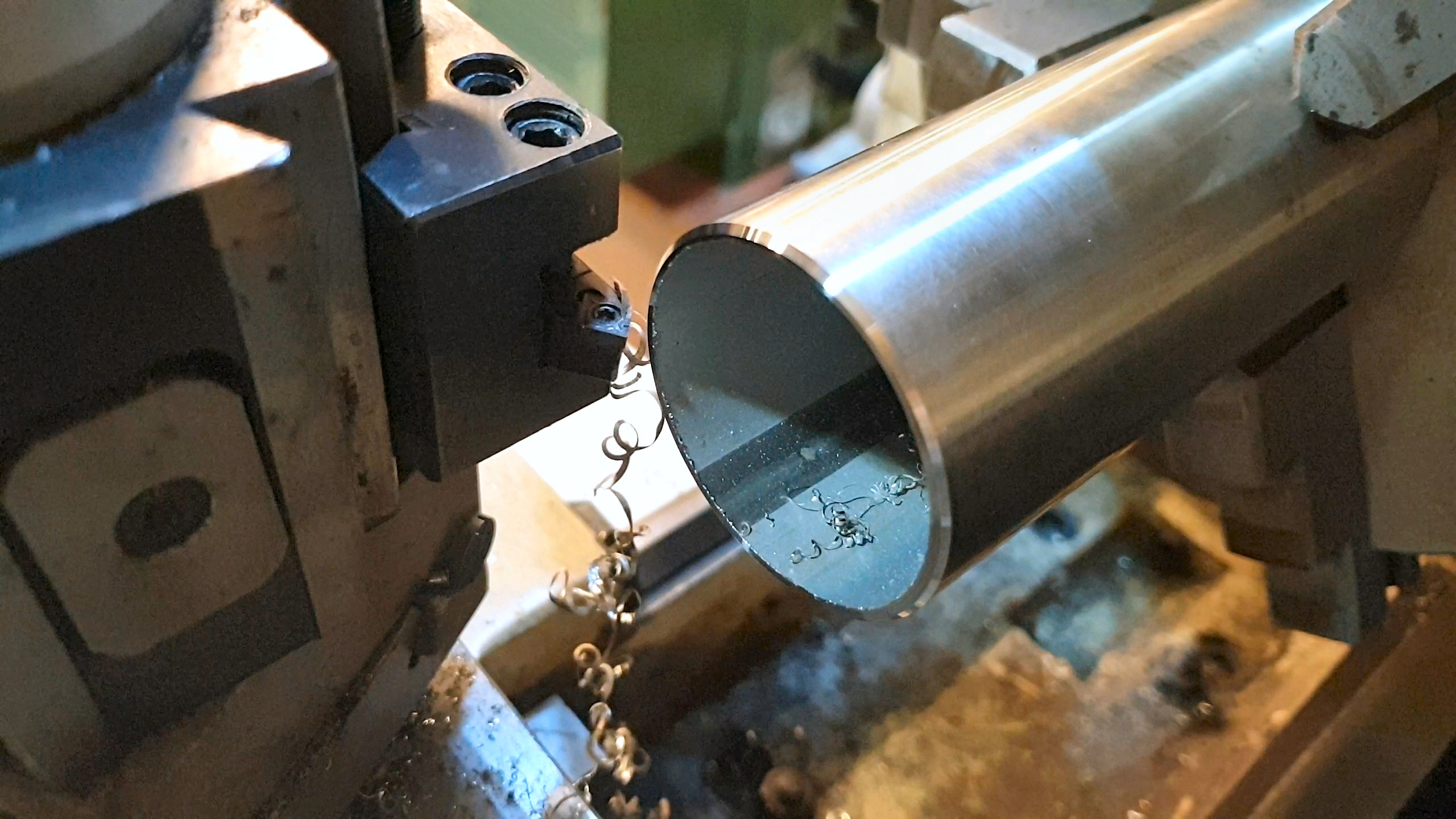 bar sliders lathe .jpg