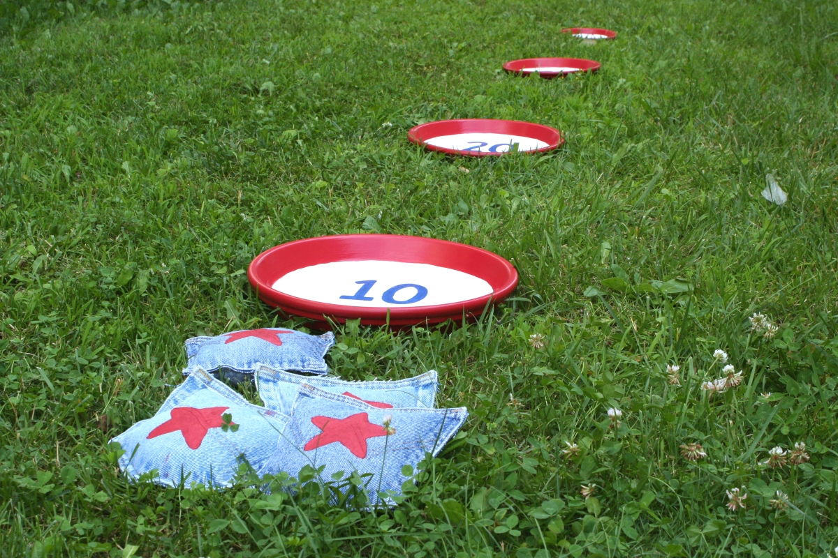 bean_bag_toss_game_15.jpg