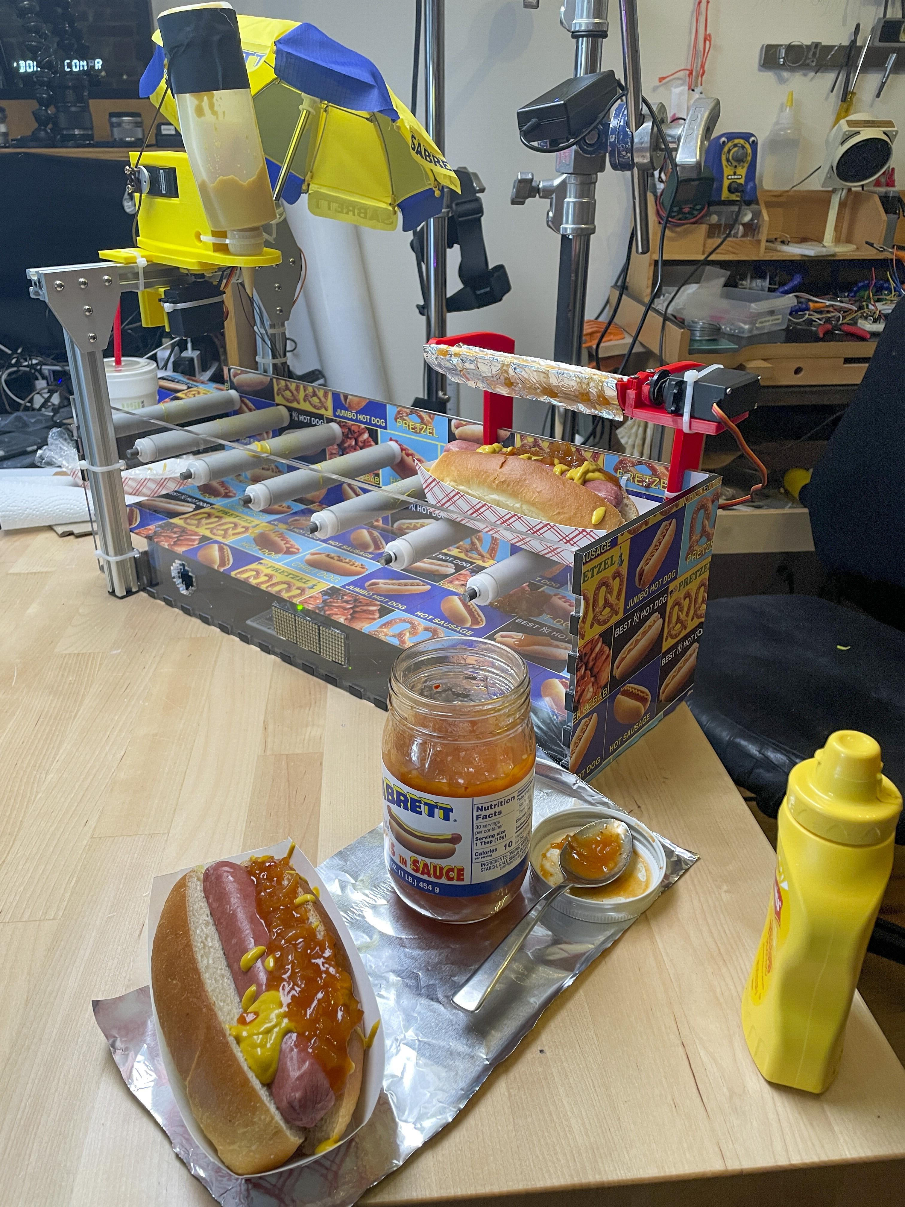 becky-stern-ny-hot-dog-robot-17.jpg