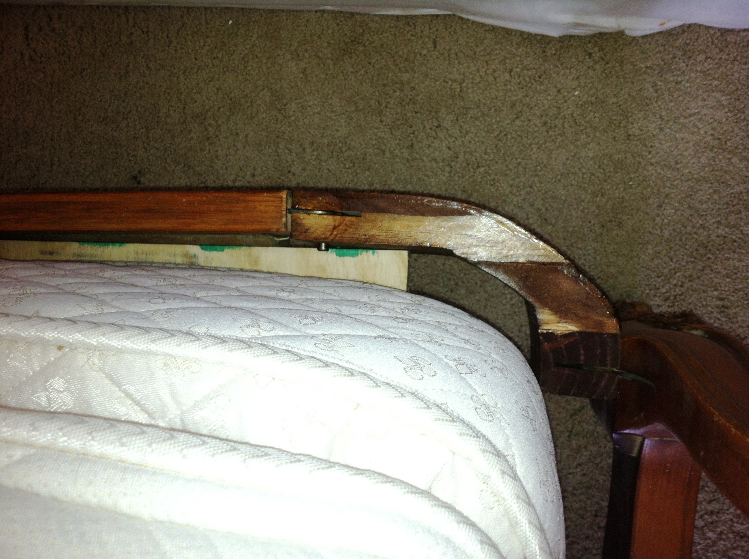 bed frame 3.jpg