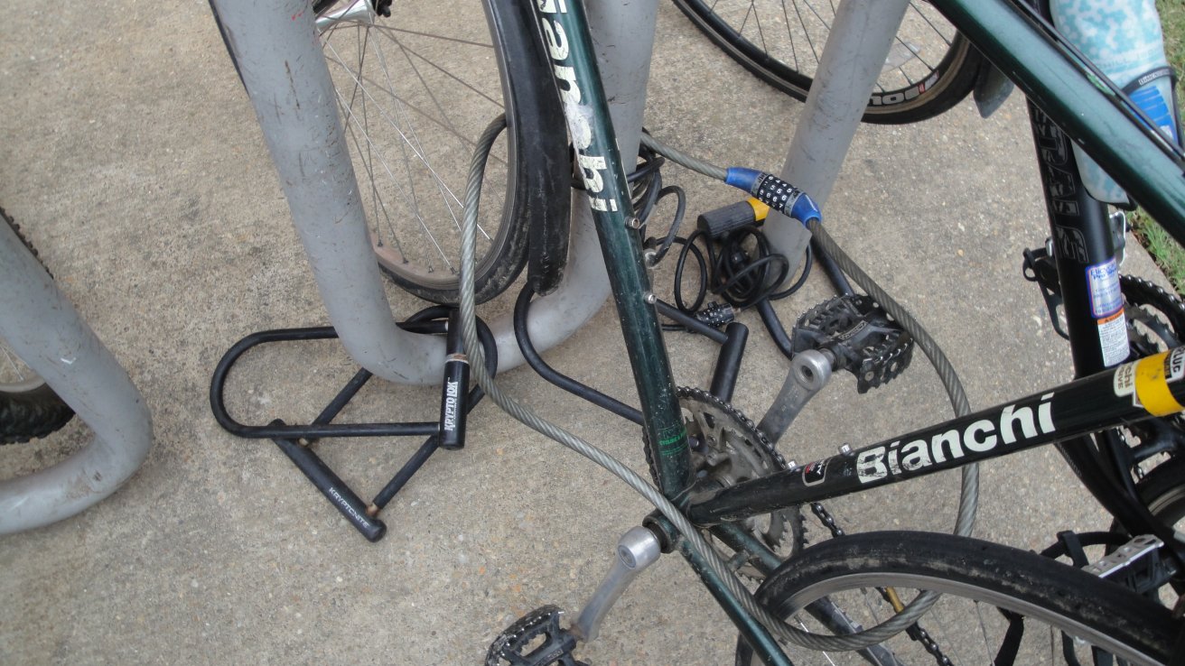 bike_locks_at_FSI.jpg