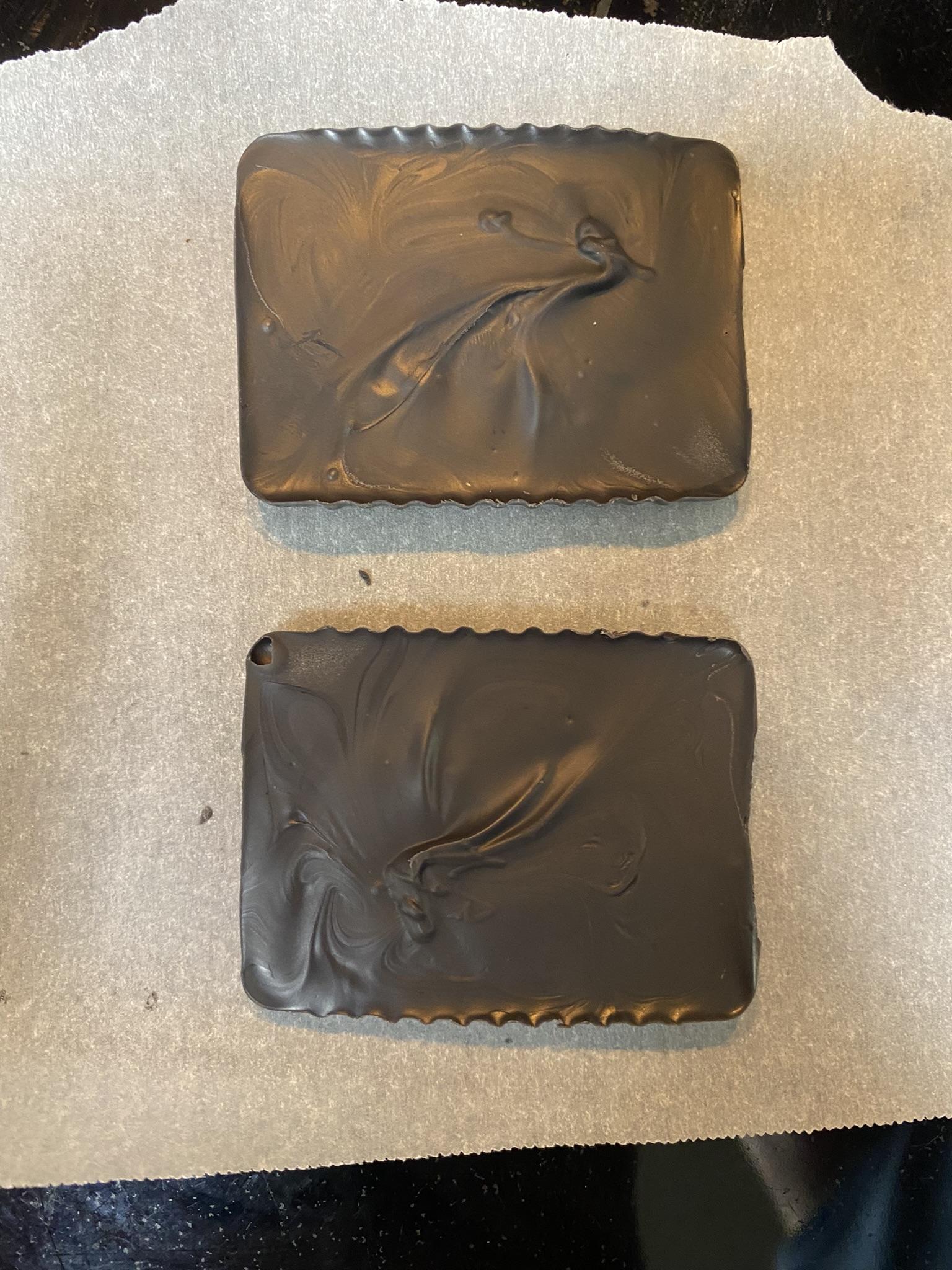 black chocolaete mold 3.jpeg