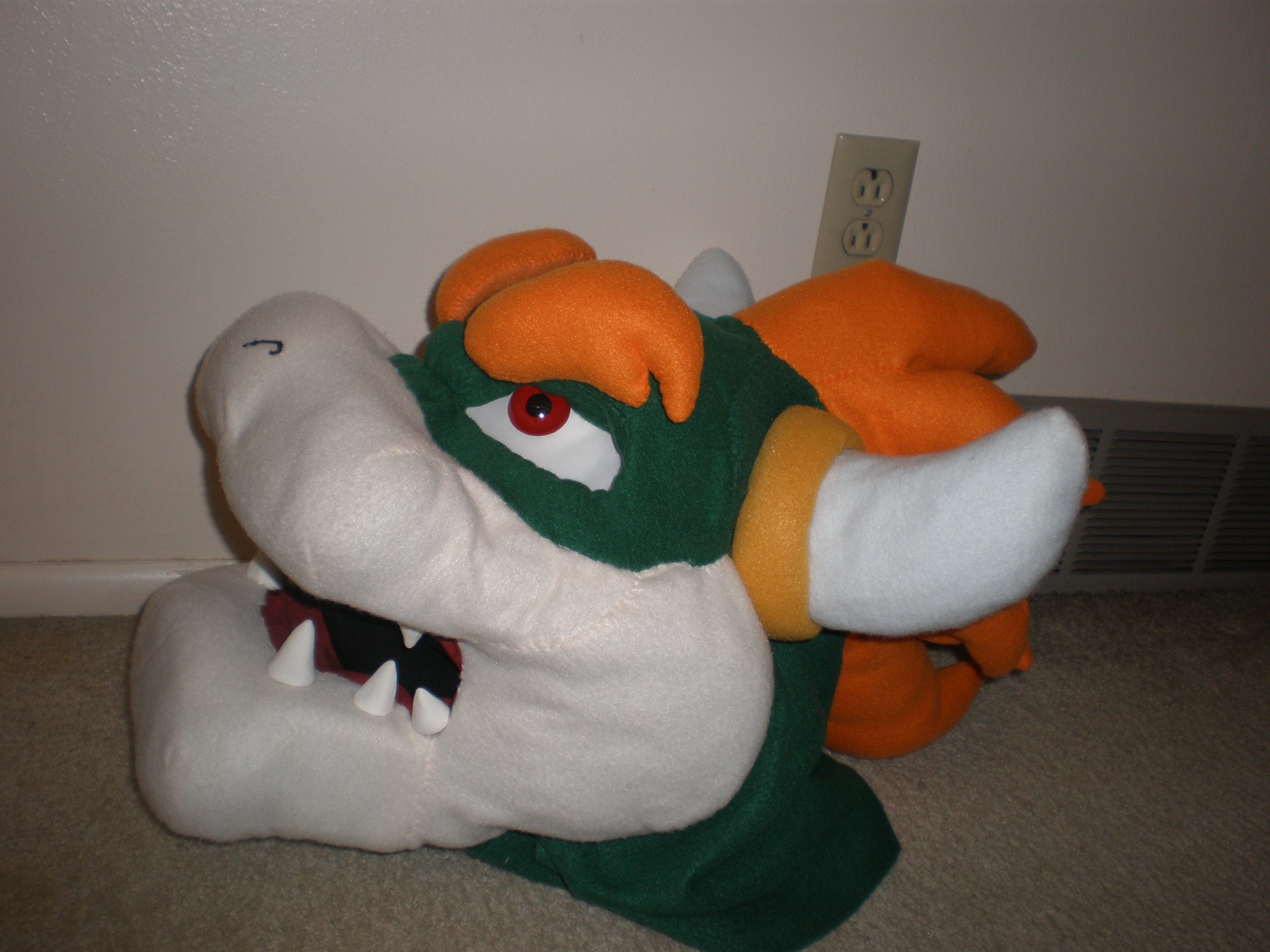 bowser head 003.JPG