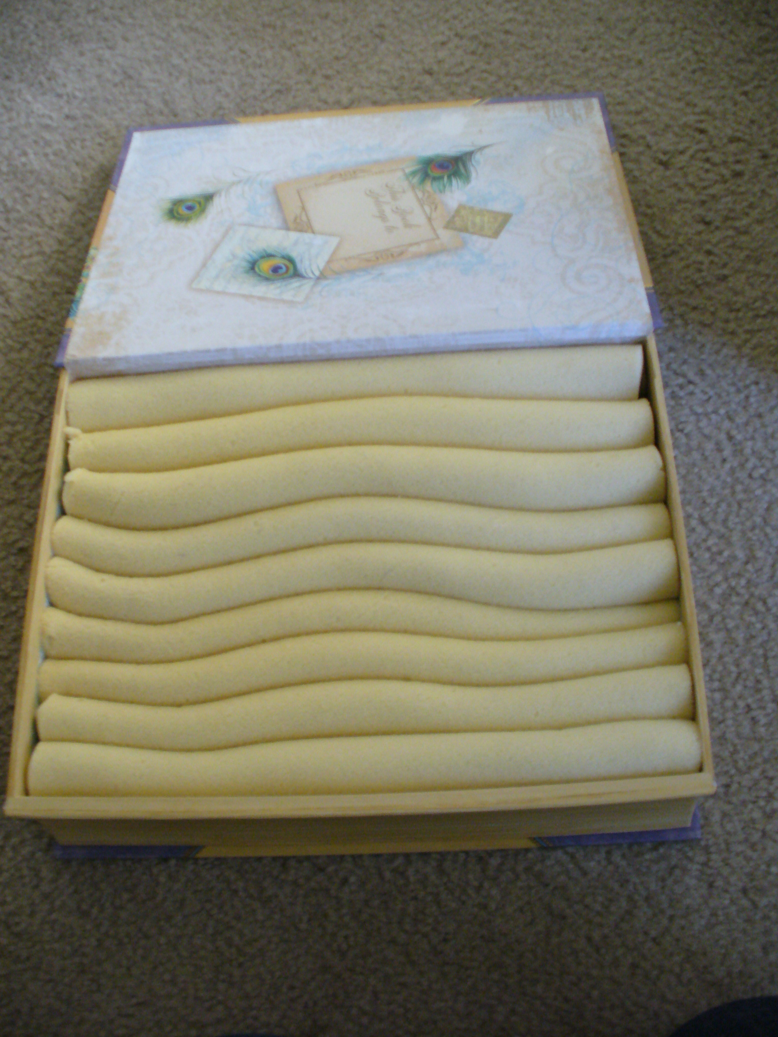 box with foam no fabric.jpg