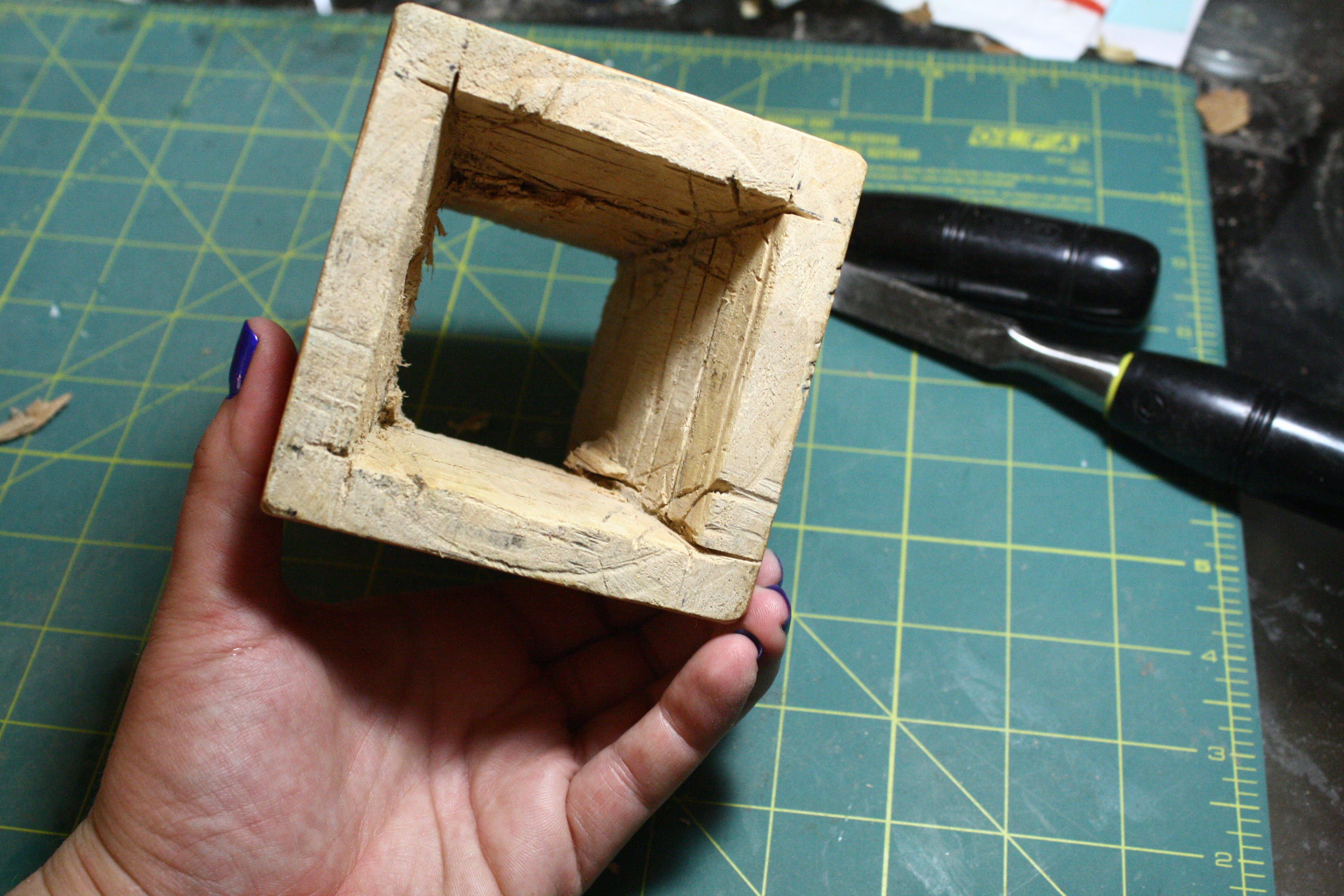 box-hollowed-rough.JPG