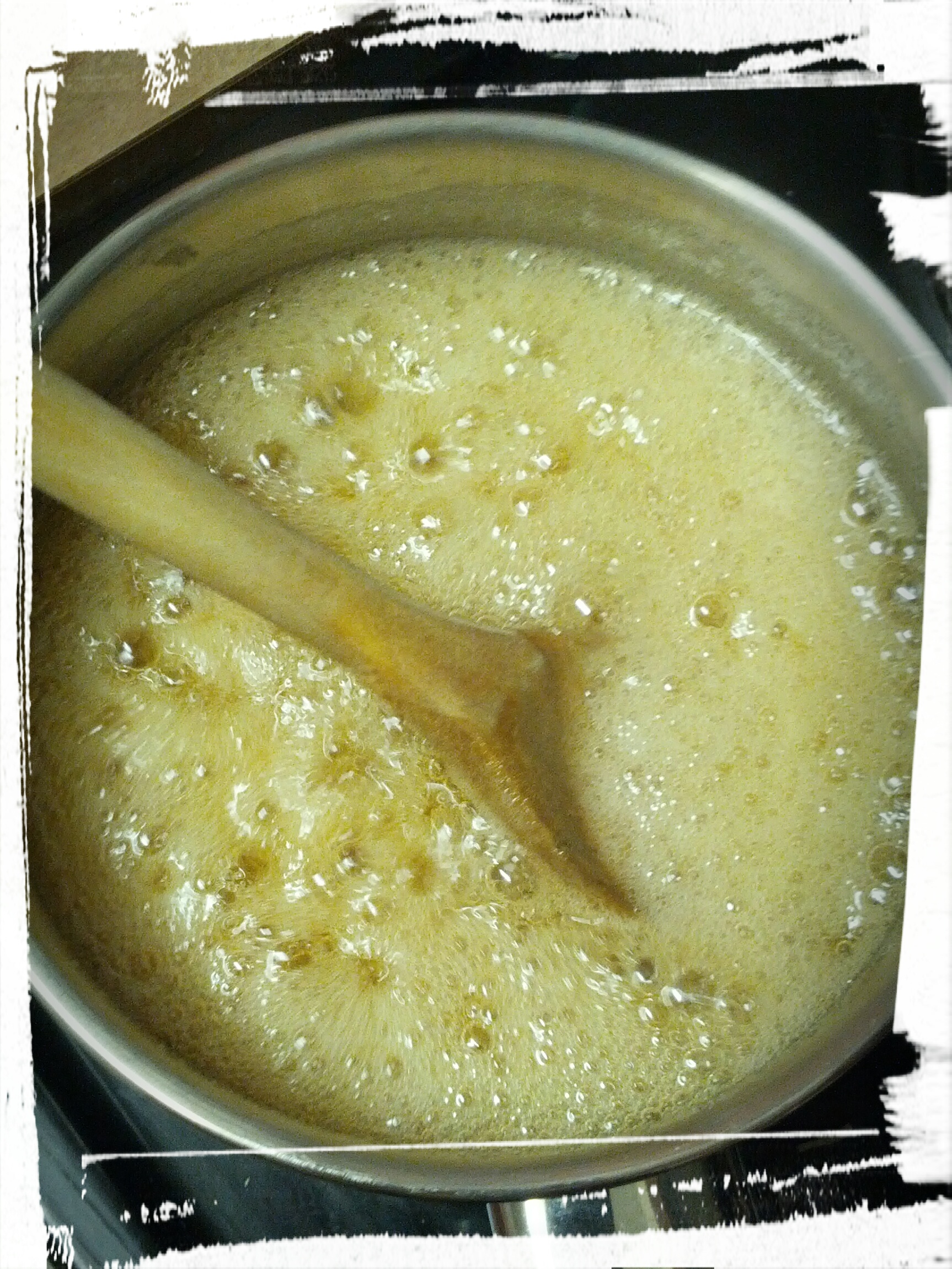 bubbly golden syrup.jpg