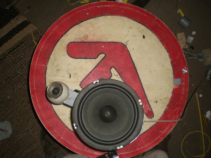 bucket speakers 3.jpg