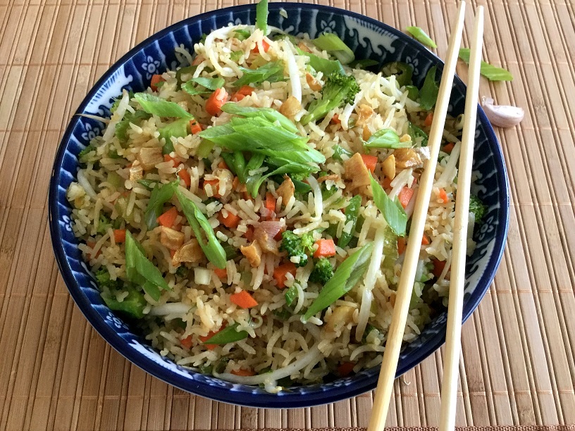 burnt garlic vegetable fried rice 11aa.jpg