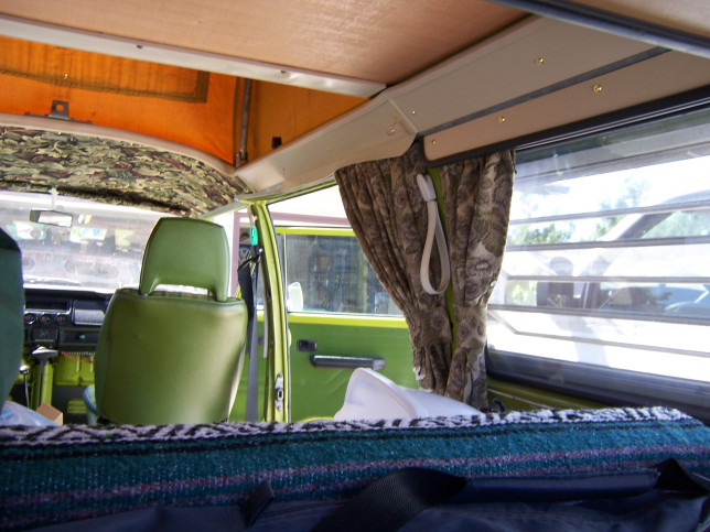 bus curtains (5).bmp