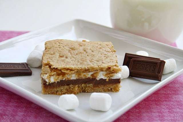 butterwithasideofbreadbakedsmoresbars8-1.jpg